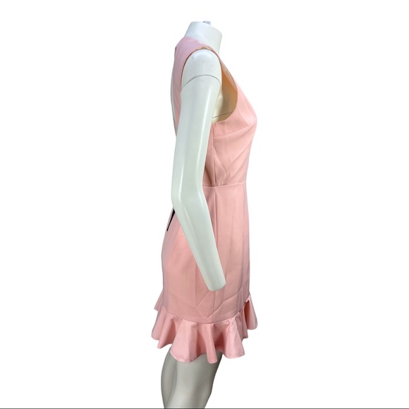 NWT NBD Senseless Deep V Neck & Open Back Pale Pink Dress Size M - Picture 3 of 10